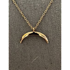 Crescent Moon gold necklace NWT